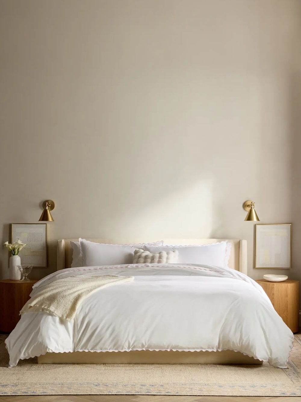 Quince Organic Crisp Percale Scallop Duvet Cover
